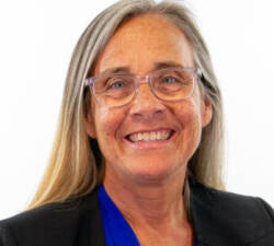 Lynne Whittington headshot